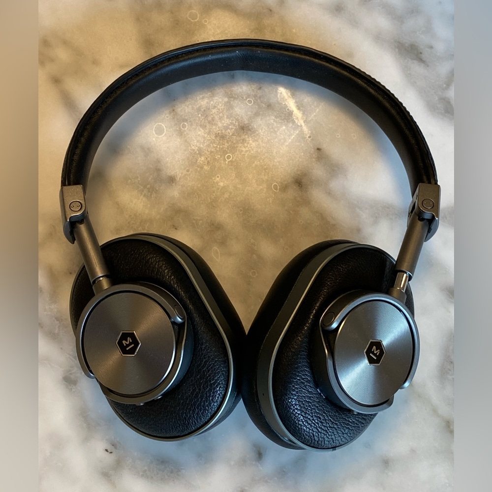 Master & Dynamic MW60 Wireless Folding Headphones Gunmetal/Black Leather
